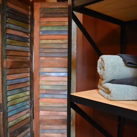 L'escapade Retro Apartment