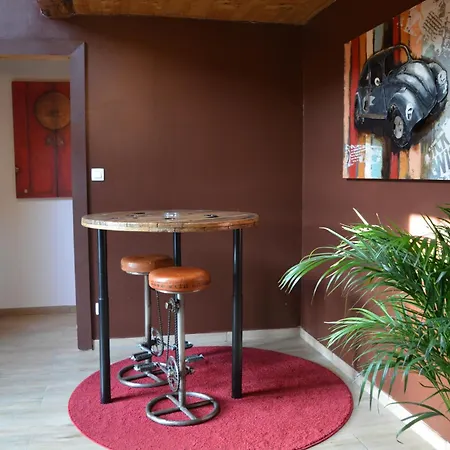 شقة Retro Chic Piscine, Bbq Et Guinguette D'ete نامور